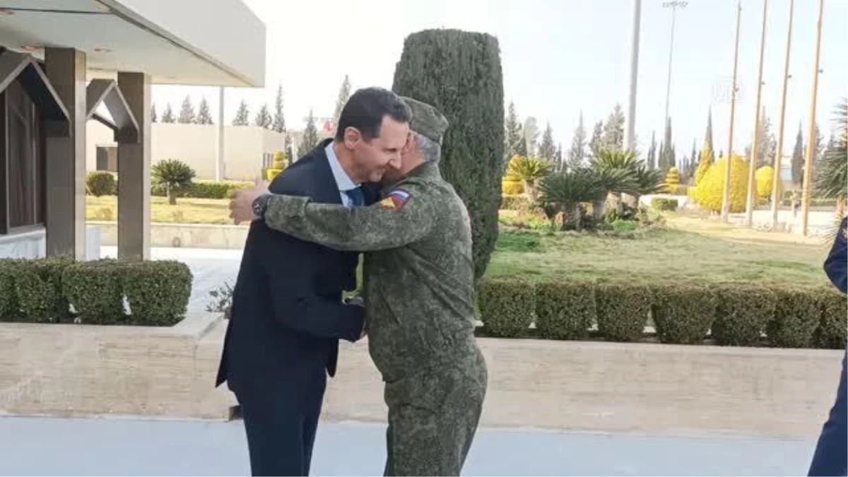 Rusya Savunma Bakanı Şoygu, Suriye\'ye ziyaretlerde bulundu