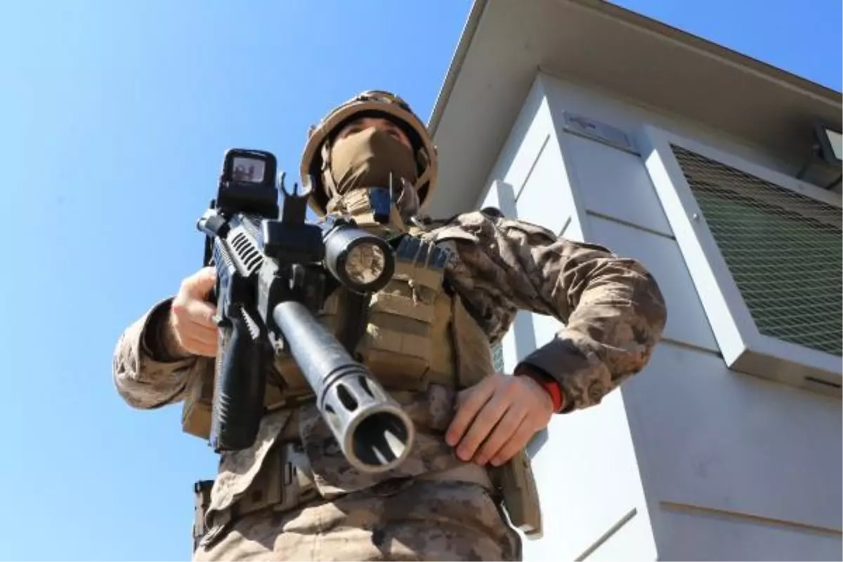 Son dakika haber | ŞANLIURFA\'DA, PKK OPERASYONU: 15 GÖZALTI