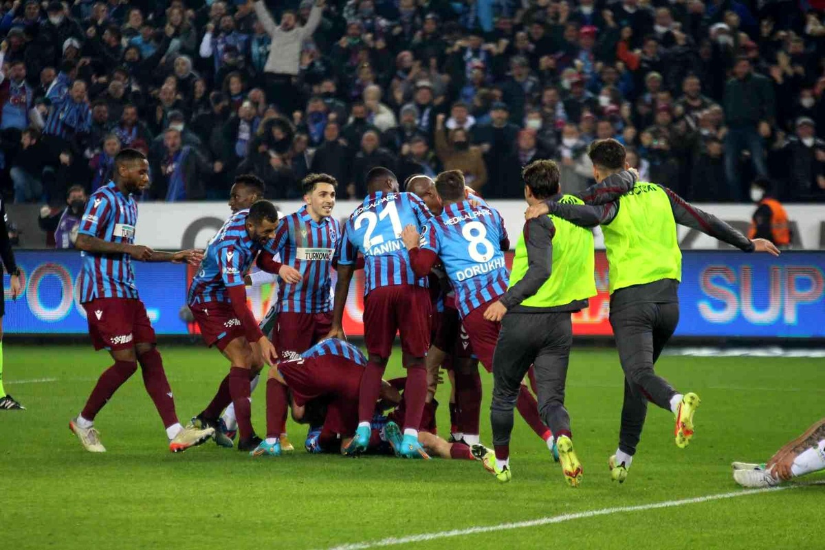 Süper Lig\'de zirvede fark açılırken, alt sıralar kazanamadı!