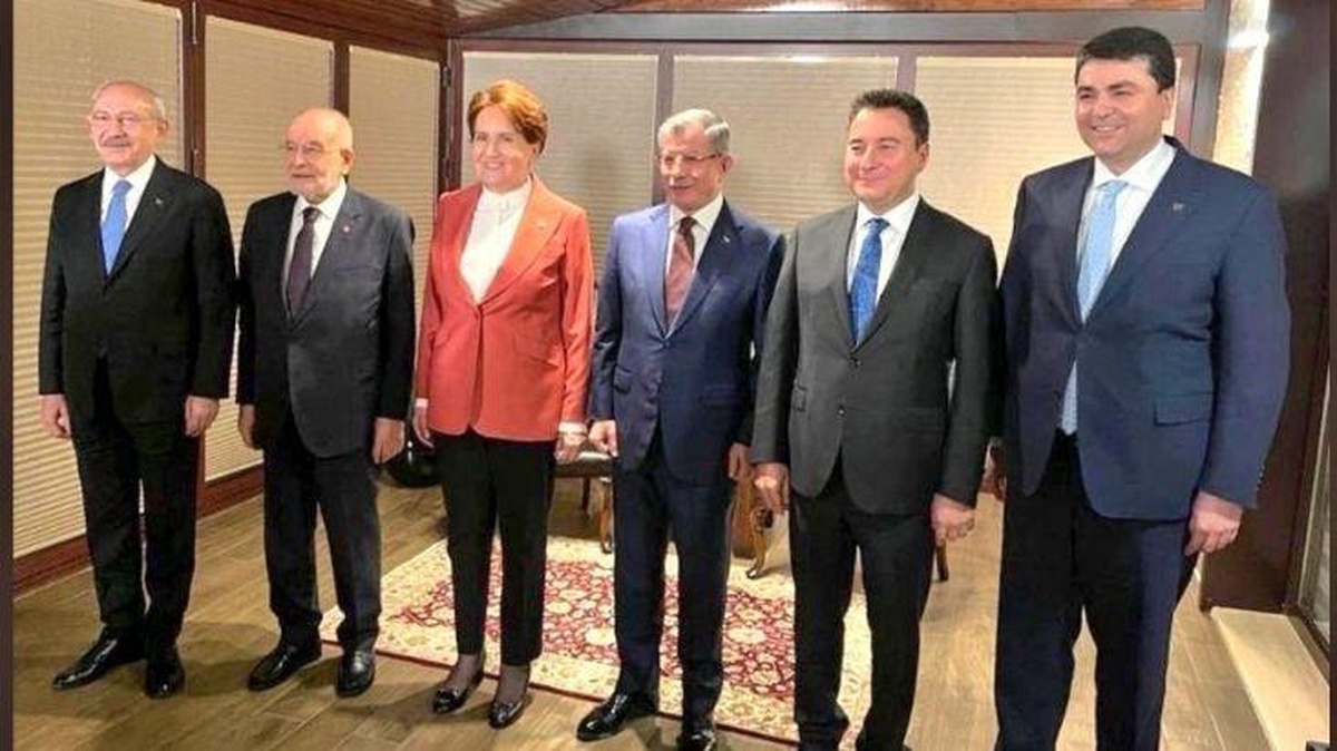 6 muhalefet partisi 28 Şubat\'ın davetiyelerini bile hazırladı: Güçlendirilmiş parlamenter sistem mutabakat metni açıklanacak