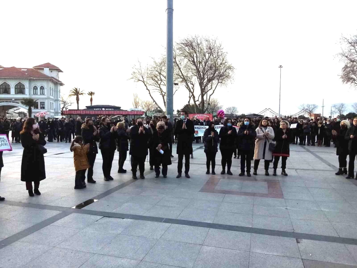 Bandırma\'da Hazal Alpyörük cinayeti protesto edildi
