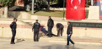 Eşini ve kayınpederini öldüren zanlı hakim karşısında