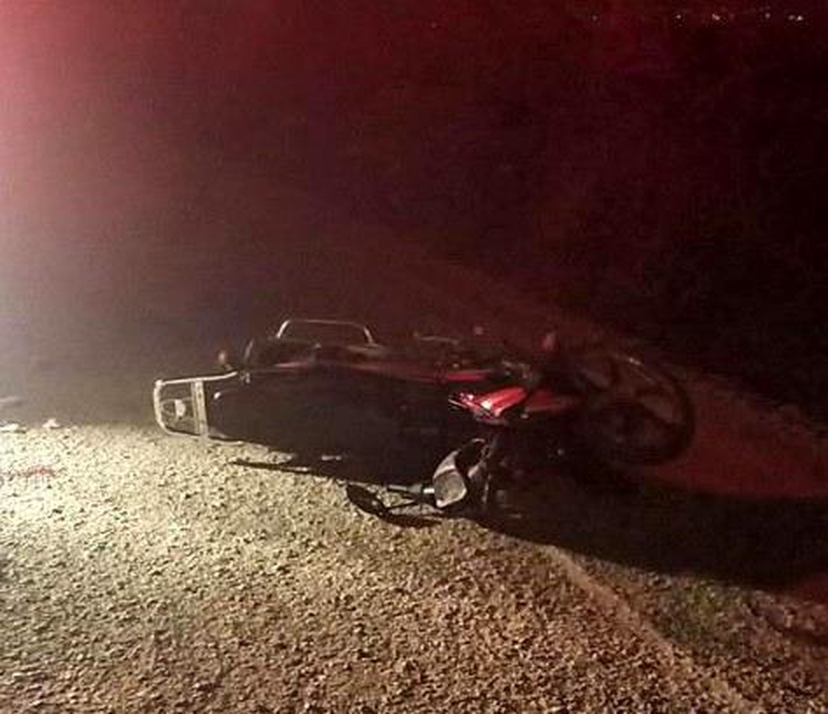 Kontrolden çıkan motosiklet devrildi: 1 ağır yaralı