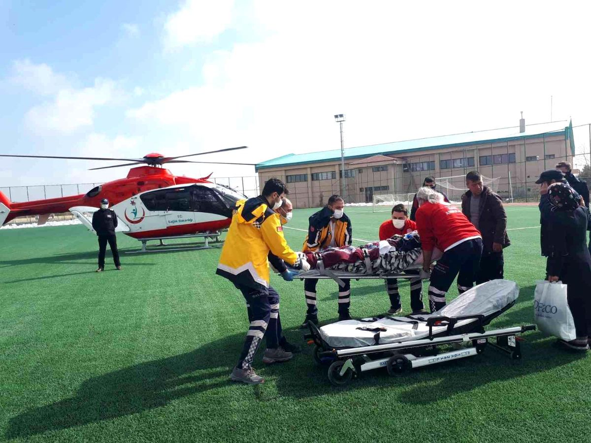 Konya\'da kalp krizi geçiren hastaya hava ambulansı
