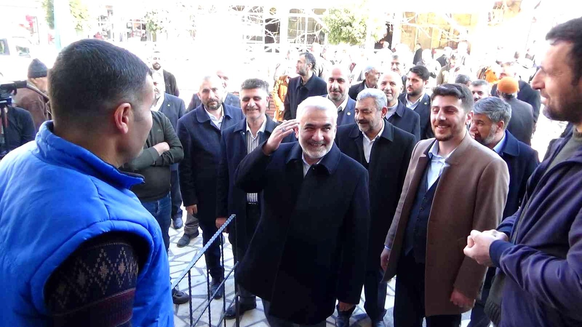 Yapıcıoğlu, Batman\'da esnafın sorunlarını dinledi