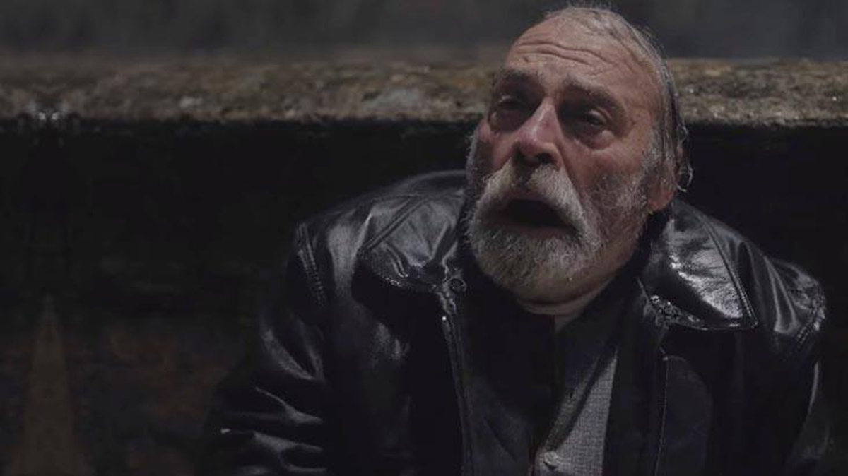 Haluk Bilginer oyunculuğuyla büyüledi! Otoriter baba karakterini adeta yaşadı