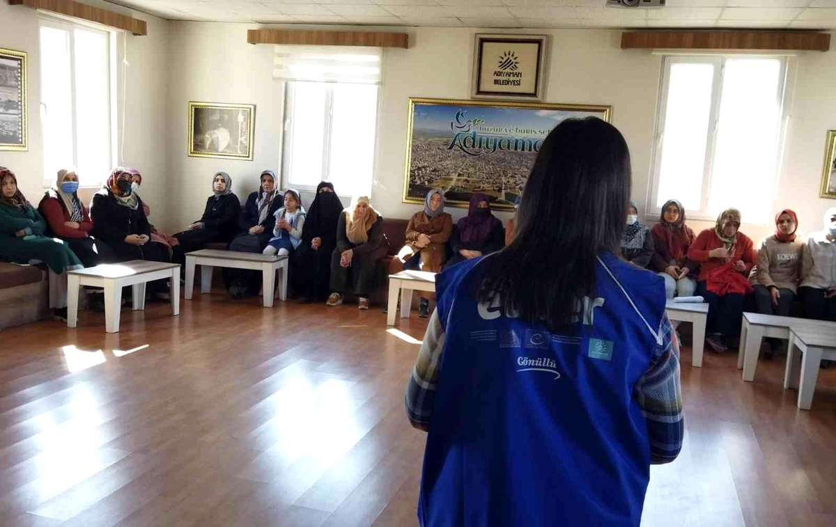 Adıyaman Belediyesi halk seminerlerine başladı