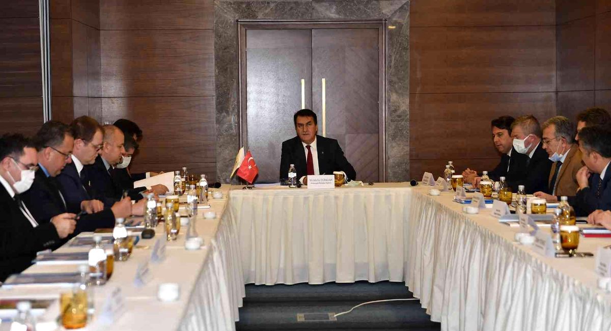 Başkan Dündar: 'Biz, hizmet için varız'