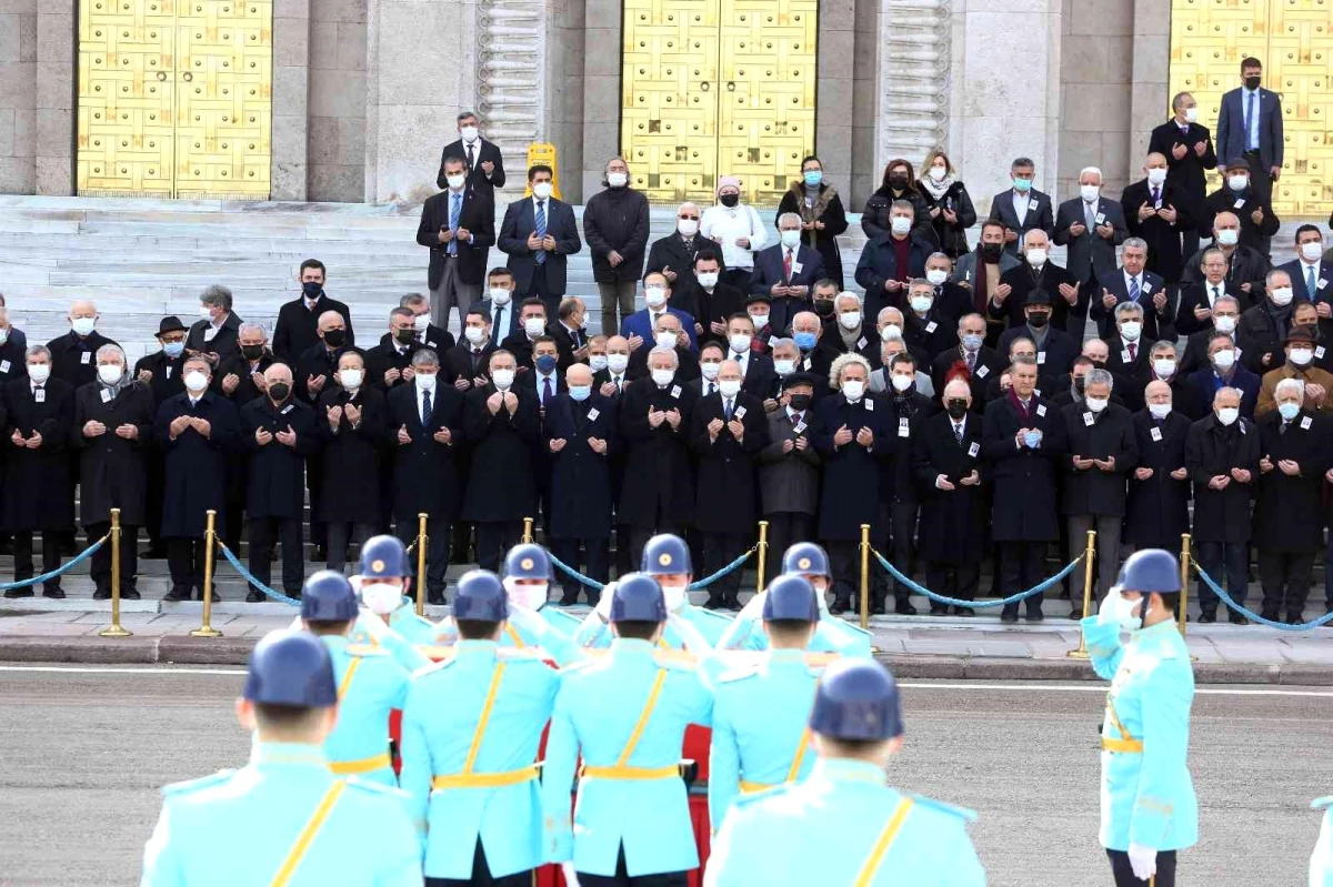 Eski Bayındırlık ve İskan Bakanı Onur Kumbaracıbaşı için TBMM\'de tören düzenlendi