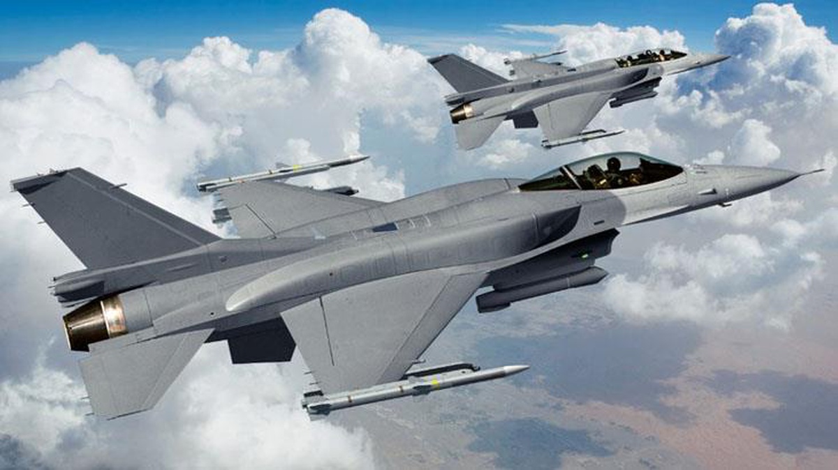 Rusya-Ukrayna gerilimi! Bulgaristan\'da tehdit alarmı nedeniyle İspanya\'ya ait iki Eurofighter havalandı