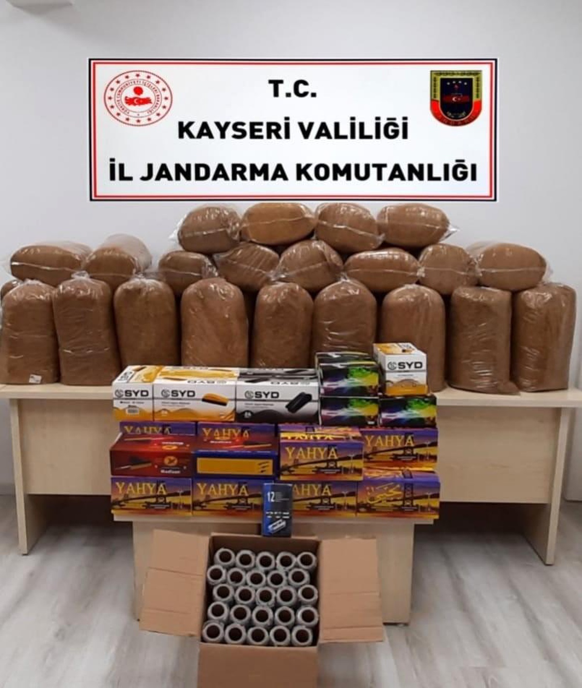 Kayseri\'de tütün kaçakçısı 2 kişi yakalandı