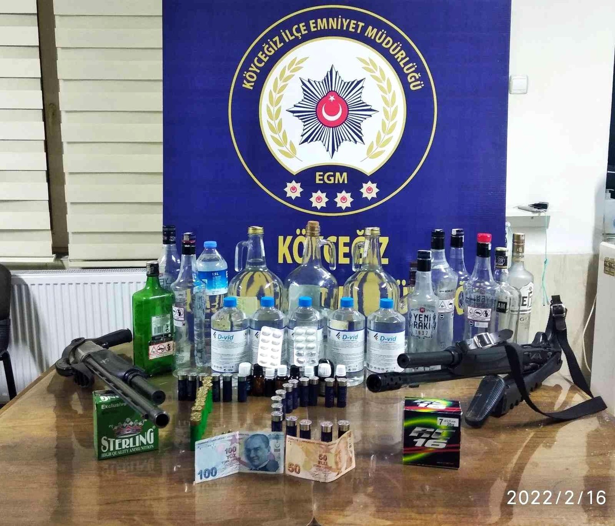 Son dakika haber... Köyceğiz polisi kaçak içkiye geçit vermedi