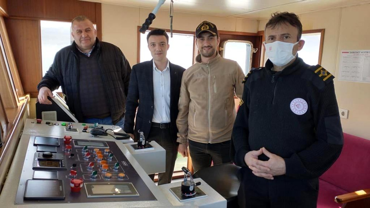 Türkeli Limanı\'nda temizleme çalışması