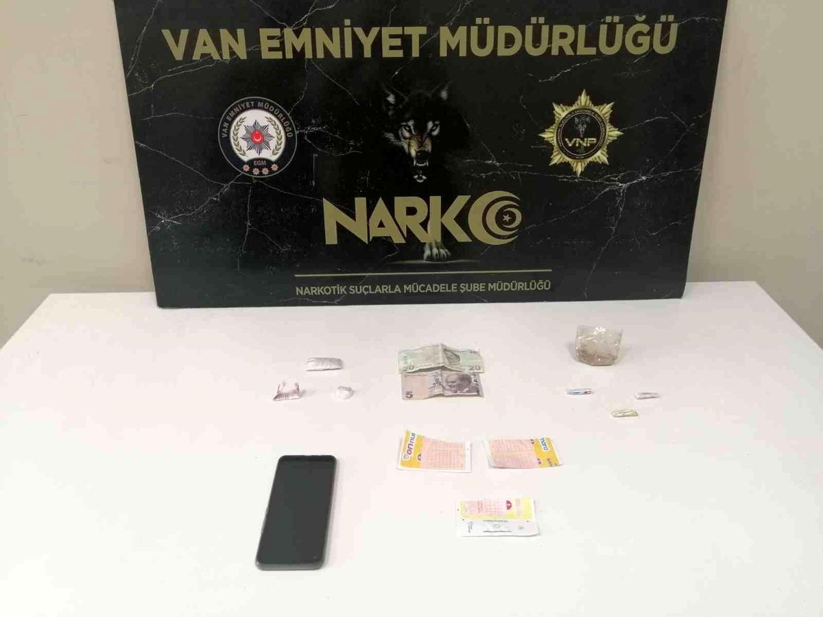 Son dakika haber! Van\'da \'torbacı\' operasyonu