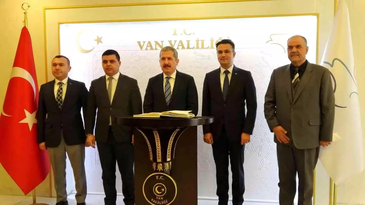 Son dakika haber: Bakan Yardımcısı Gürcan Van\'da