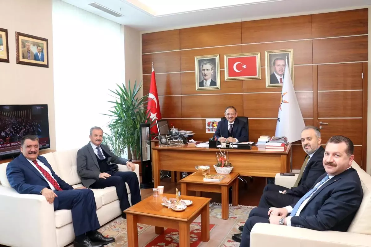 Belediye başkanlarından Özhaseki'ye ziyaret