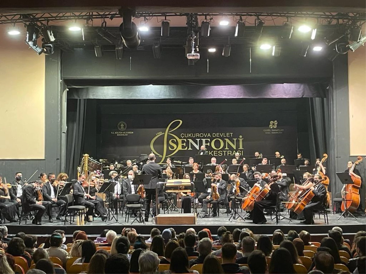 Çukurova Devlet Senfoni Orkestrası "Sevgililer Günü" konseri verdi