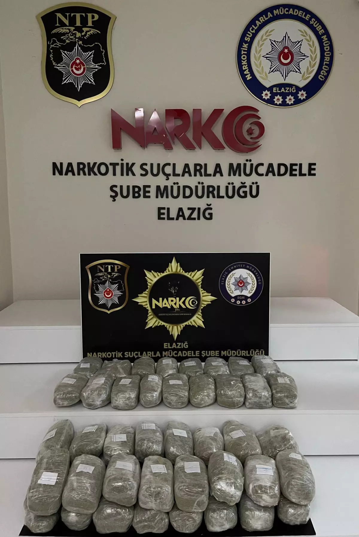 Sahte hasta nakil aracıyla uyuşturucu sevkiyatı: 23 kilo esrar ele geçirildi