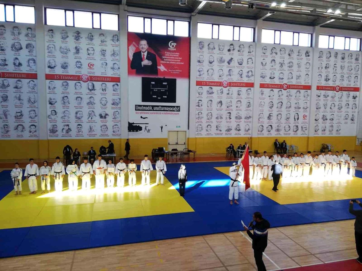 Judo grup müsabakaları Elazığ\'da
