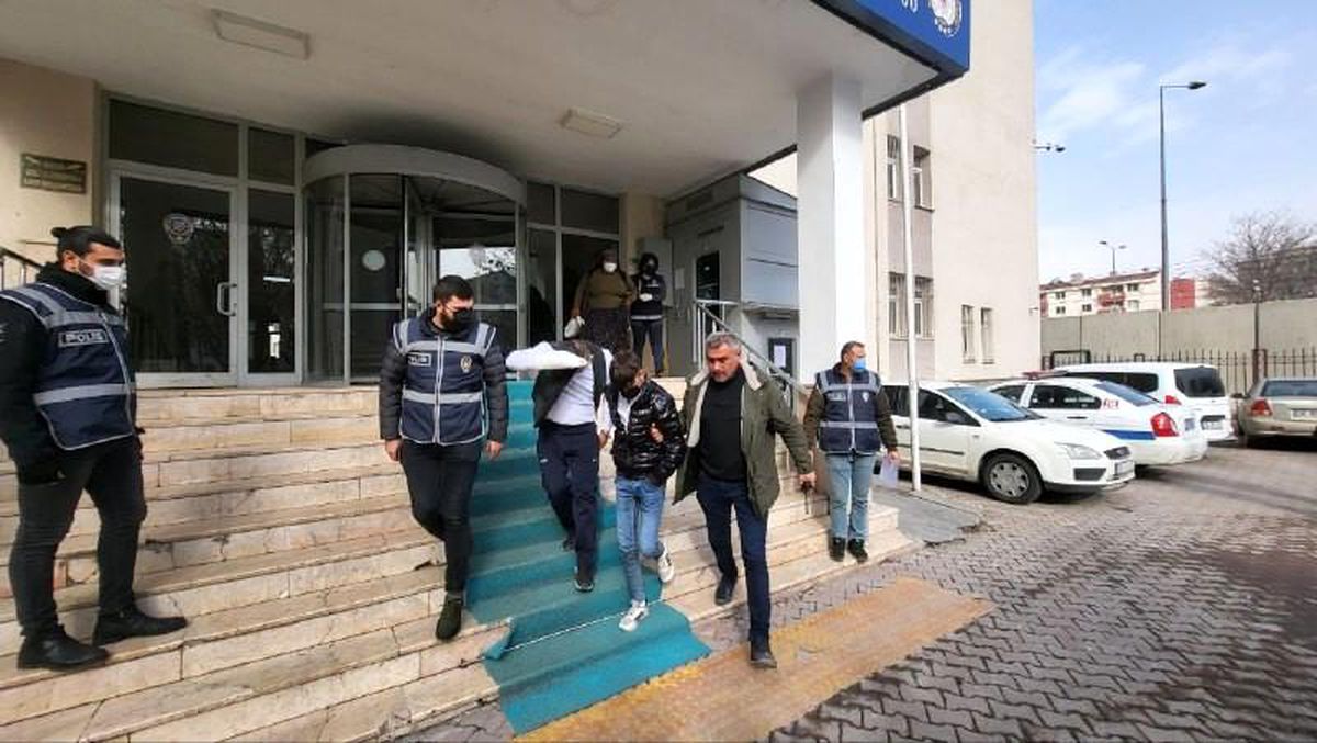 Son dakika haber! Kayseri\'de aranan şahıslara operasyon: 10 gözaltı