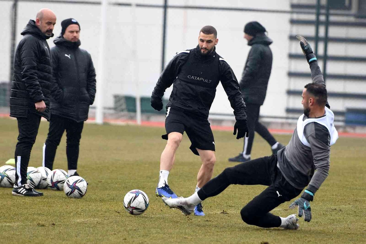 Manisa FK, Ümraniyespor maçının hazırlıklarına başladı