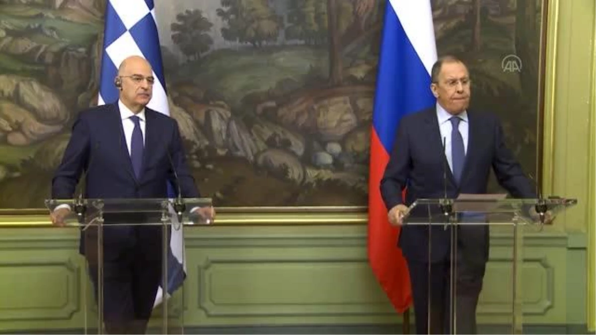 Rusya Dışişleri Bakanı Lavrov, Batı\'nın Ukrayna etrafında "gürültü" çıkardığını söyledi