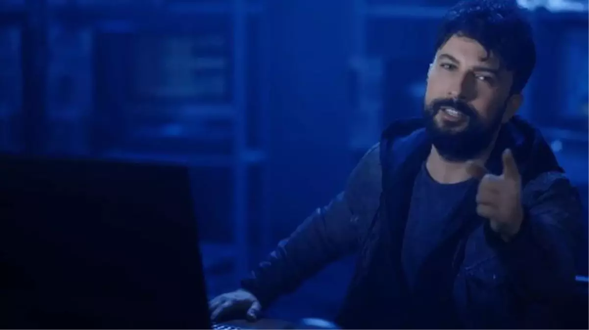 Tarkan\'ın gündem olan yeni şarkısı Geççek, kısa sürede YouTube\'da trend listesinin zirvesine tırmandı