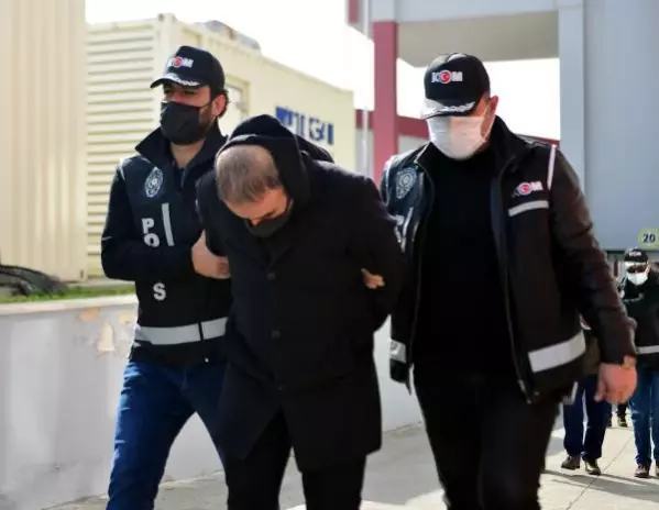 Son dakika... ADANA MERKEZLİ 7 İLDE SİLAH KAÇAKÇILIĞI YAPAN ŞEBEKEYE 5 TUTUKLAMA