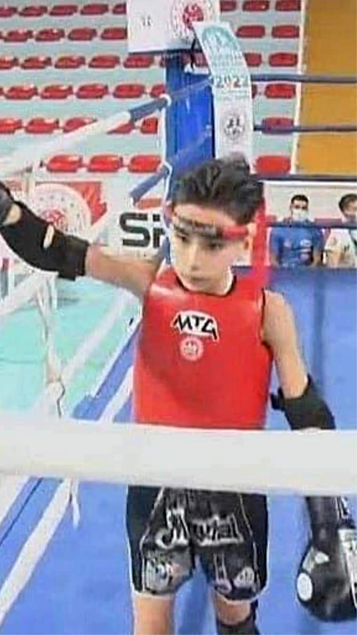 Avrupa Muaythai Şampiyonası\'nda Emirdağlı Korkmaz, kendi kategorisinde üçüncü oldu