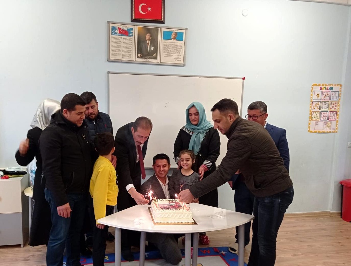 Son dakika haberleri: Batmanda şehit kızına sürpriz doğum günü partisi