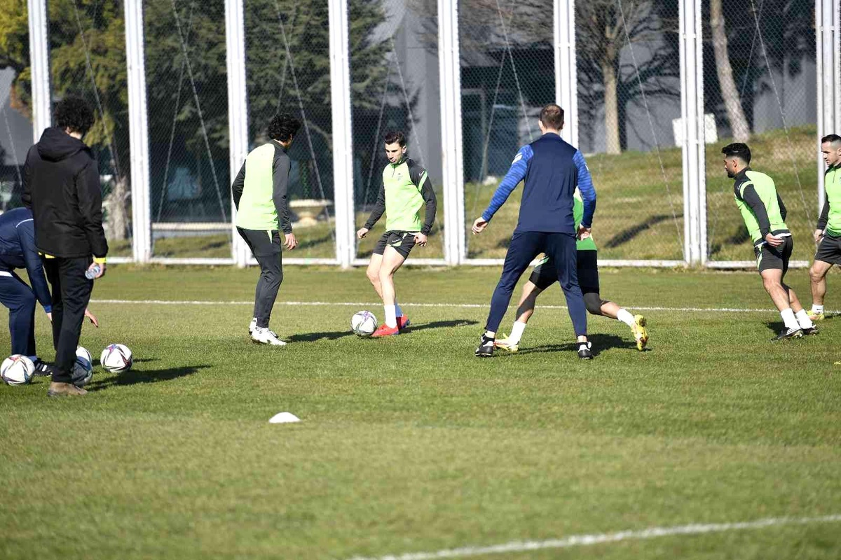 Bursaspor\'da Ankaragücü maçı hazırlıkları tamamlandı
