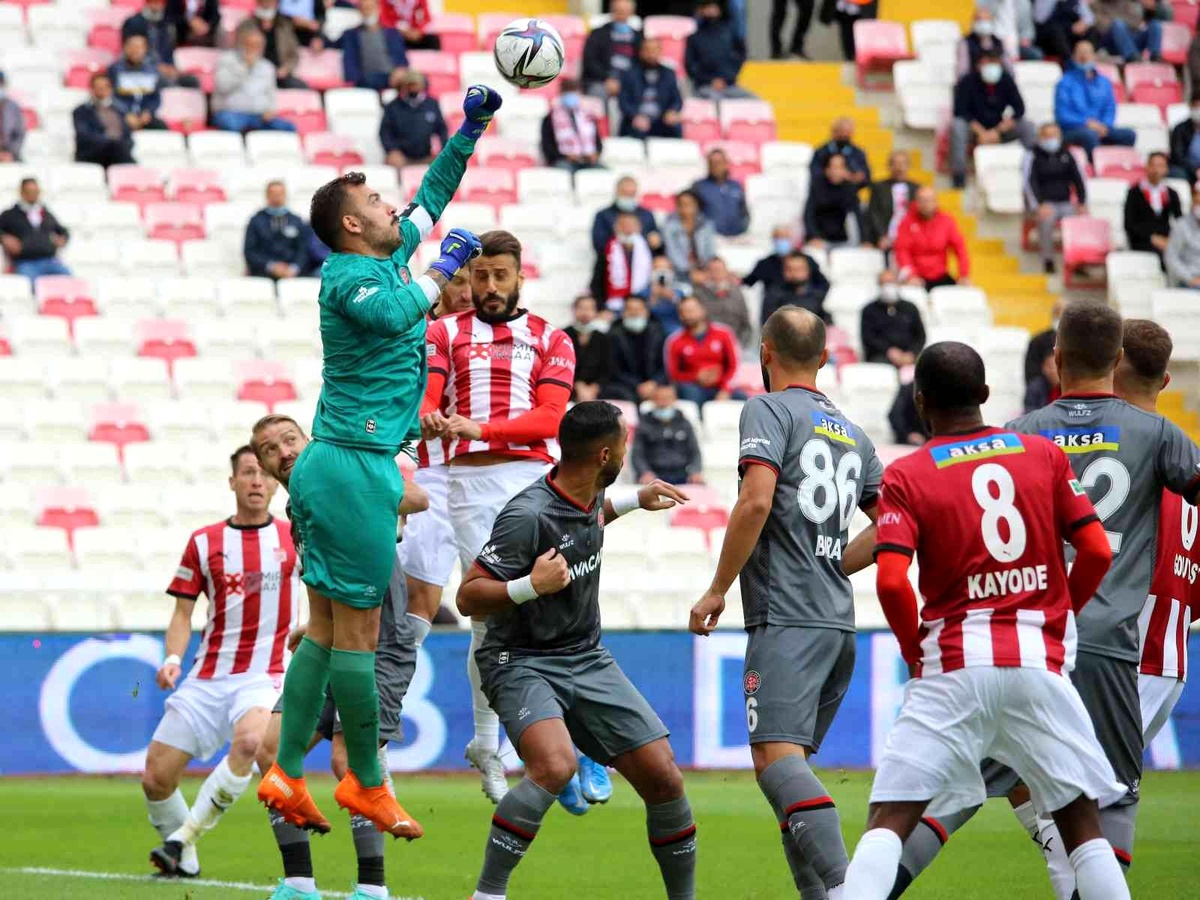Fatih Karagümrük ile Sivasspor 6. randevuda