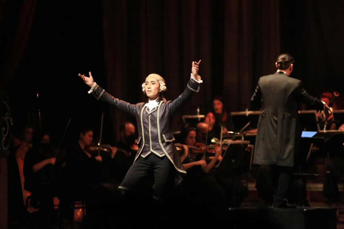 Mersin Devlet Opera ve Balesi "Yerelden Evrensele" konseri verdi