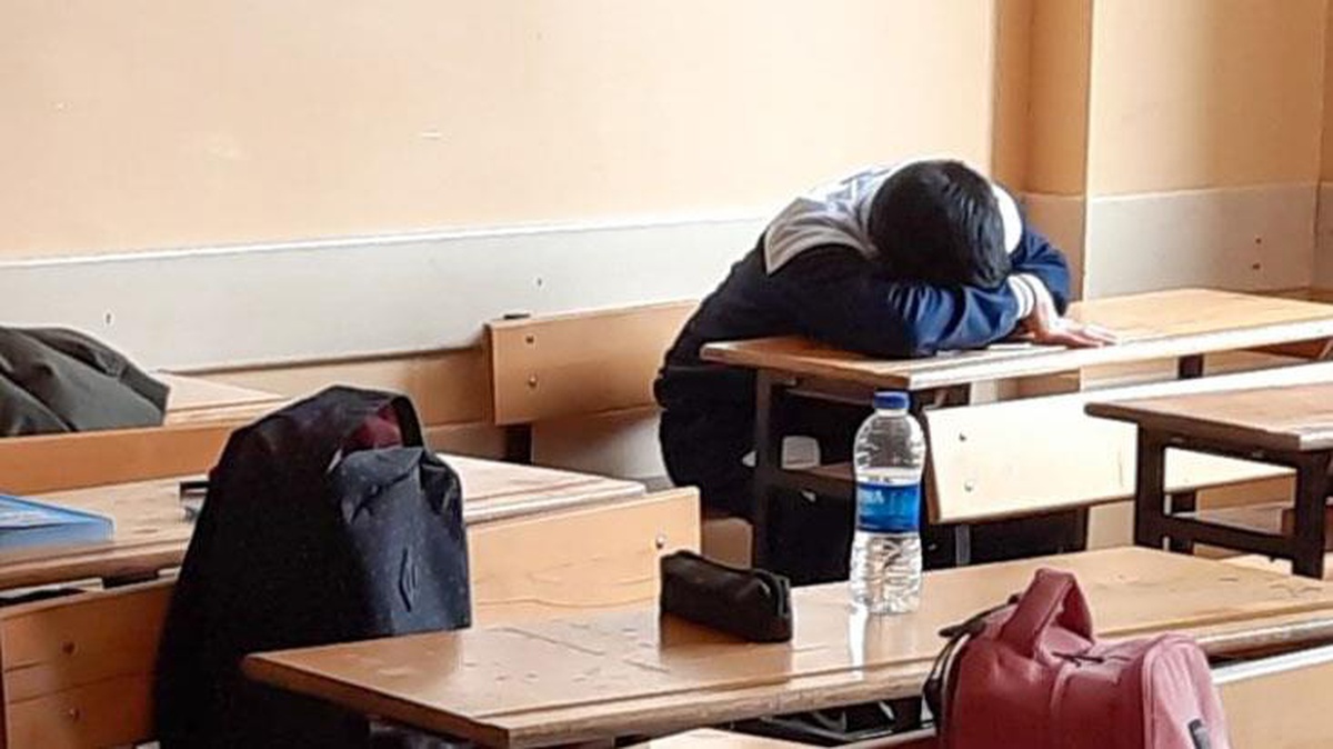 Öğrencisine şiddet uygulamakla suçlanan öğretmen "Buranın hakimi benim" demiş!
