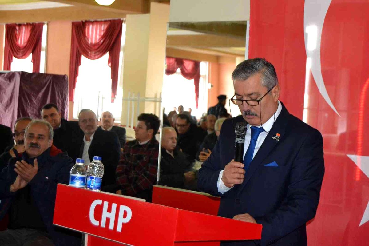 Salihli CHP\'de küfür ve hakaret şoku