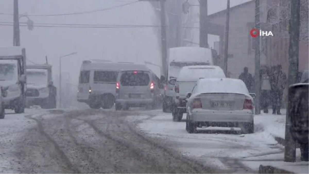 Şırnak'ta kar yağışı etkili oldu