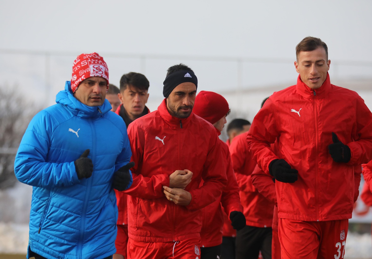 Sivasspor, Karagümrük maçı hazırlıklarını tamamladı