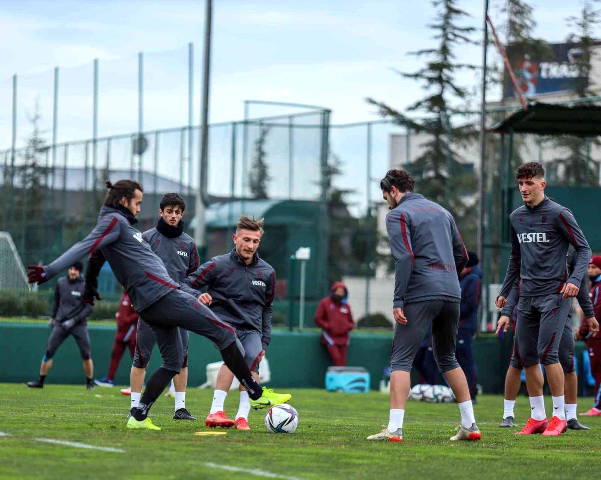 Trabzonspor, Alanya\'ya eksik gitti