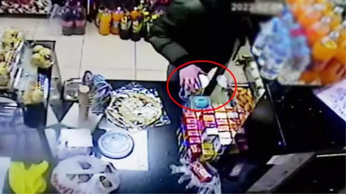 Bu ne vicdansızlık! SMA hastası bebeğin bağış kumbarasını çaldılar!