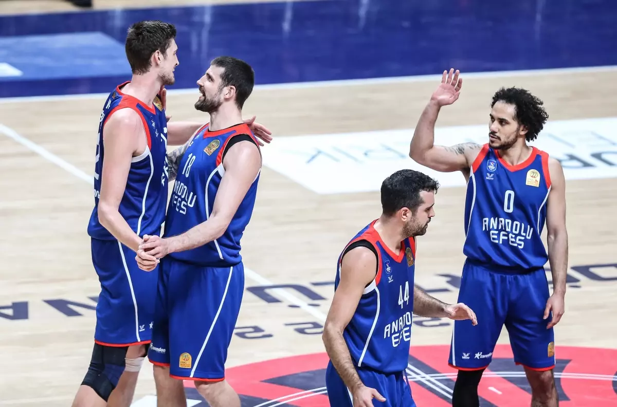 Bitci Basketbol Türkiye Kupası\'nın şampiyonu Anadolu Efes