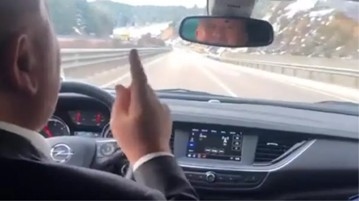 Cemal Enginyurt\'tan "Geççek" mesajı: Geçmesin diyenler siz uyuyun, biz yollardayız
