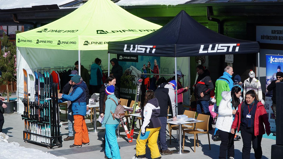 Erciyes Kayak Merkezi\'nde, Çek Kış Spor Günleri düzenlendi