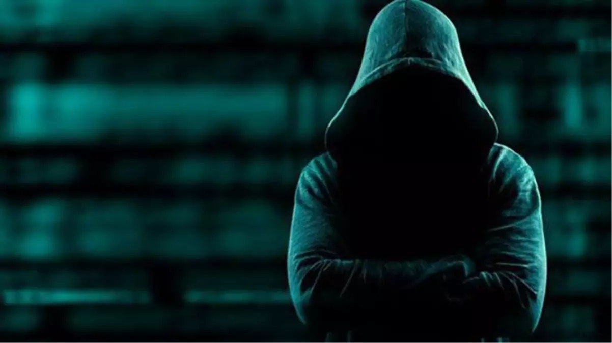 Gelecekten geldiğini iddia eden zaman yolcusu: 11 Mart\'ta bir insanın şempanzeden çocuğu olacak