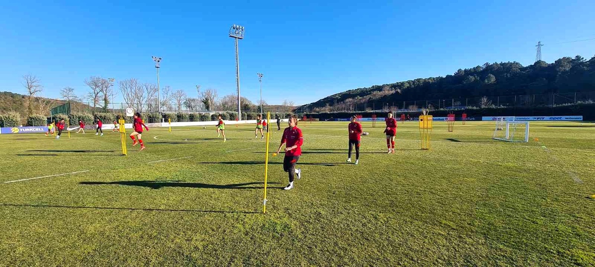 Kadın A Milli Takımı, Sırbistan maçı hazırlıklarına devam ediyor