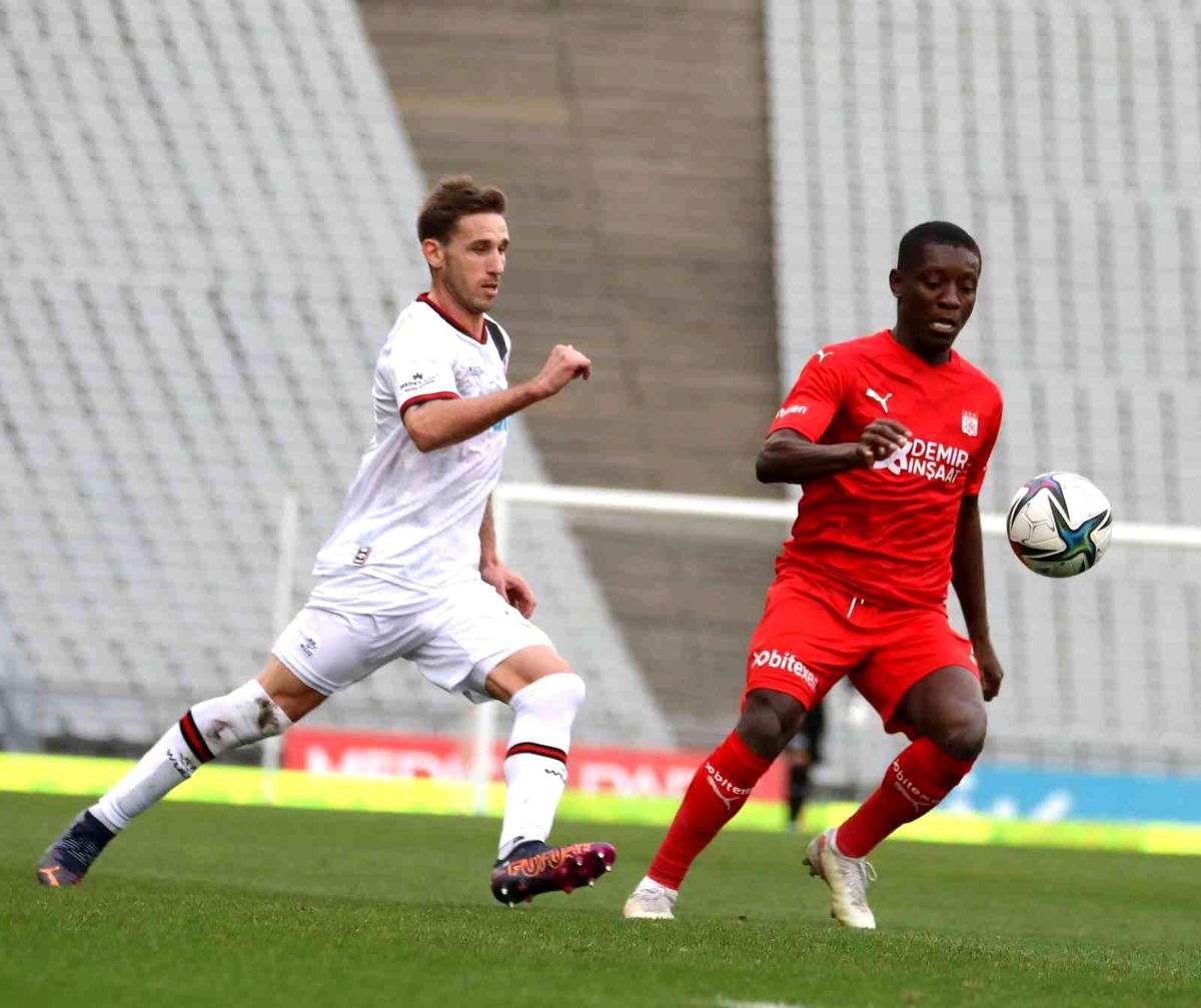 Sivasspor\'da Max Gradel cezalı duruma düştü