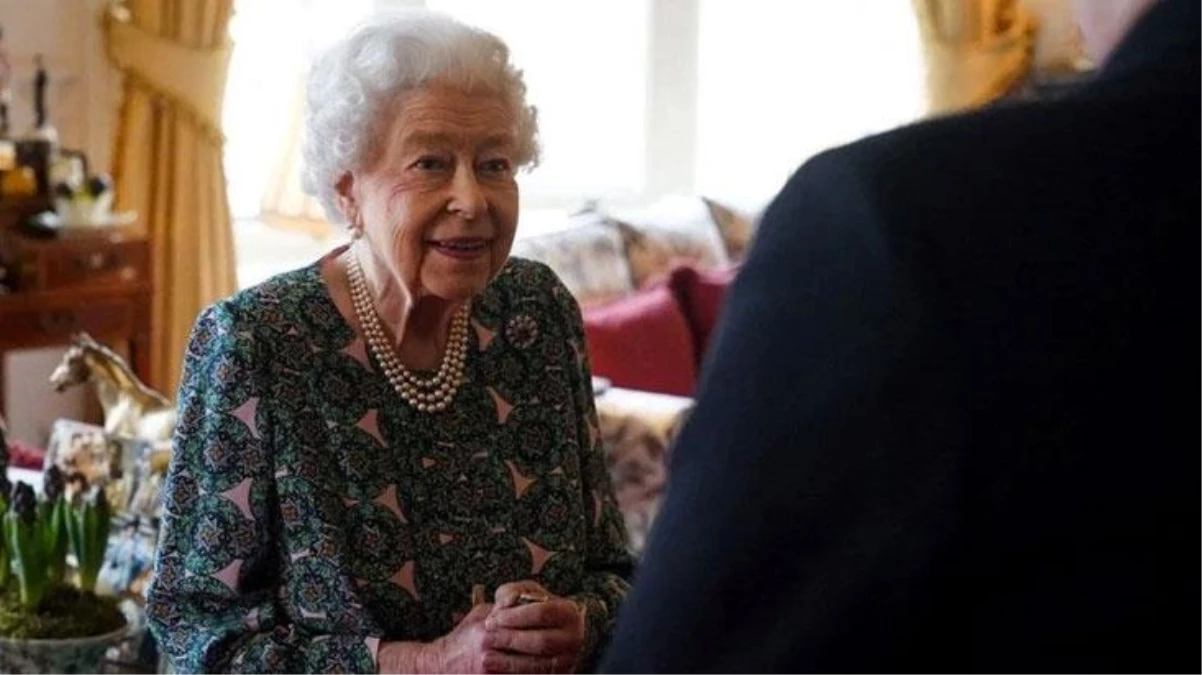 Kraliçe Elizabeth koronavirüs testi pozitif çıktı