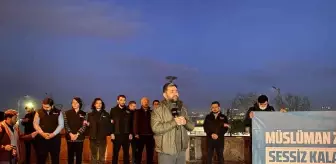 Üsküdar'da MUŞTU Gençlik Derneği Hindistan ve Doğu Türkistan'daki zulüm için bir araya geldi