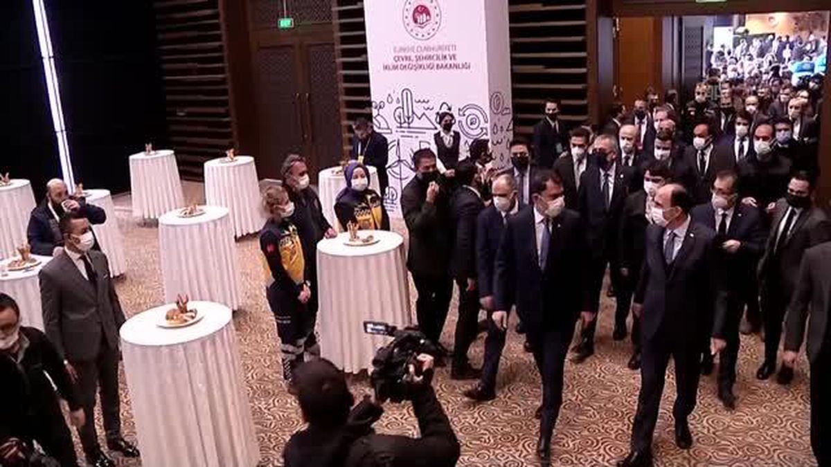 Bakan Kurum: 'Daha yaşanabilir, daha yeşil, daha güzel bir Türkiye'yi hayal ediyoruz, dünyayı hayal ediyoruz'