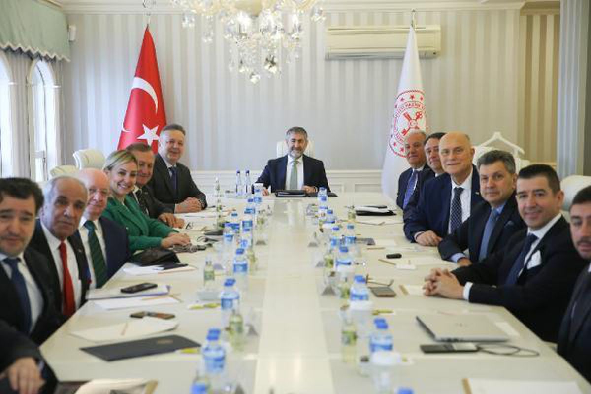Son dakika! Bakan Nebati, TİM Başkanı Gülle ile görüştü