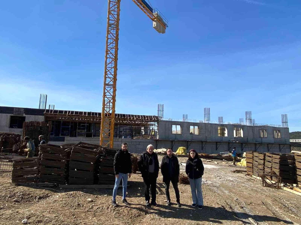 Başkan Şahin, OSB\'deki yatırımcıları ziyaret etti